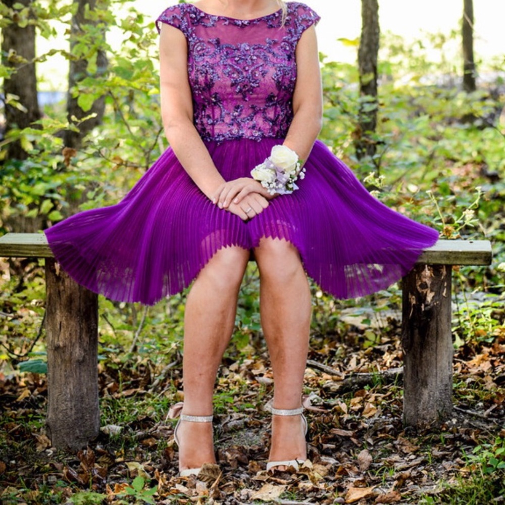 Sherri Hill Mini Size 4
